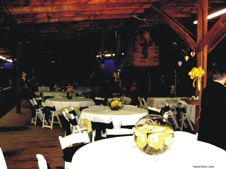 Side Track Theater: Premier Event Venue for Weddings & Celebrations