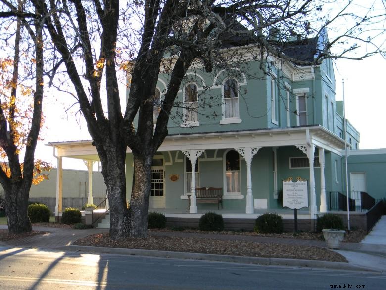 Explore the 1891 Victorian Jail & Sheriff’s Residence – Washington County Museum