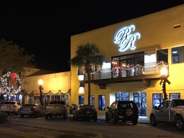 Richland Distilling Company: Handcrafted Rum & Distillery Experience in Brunswick