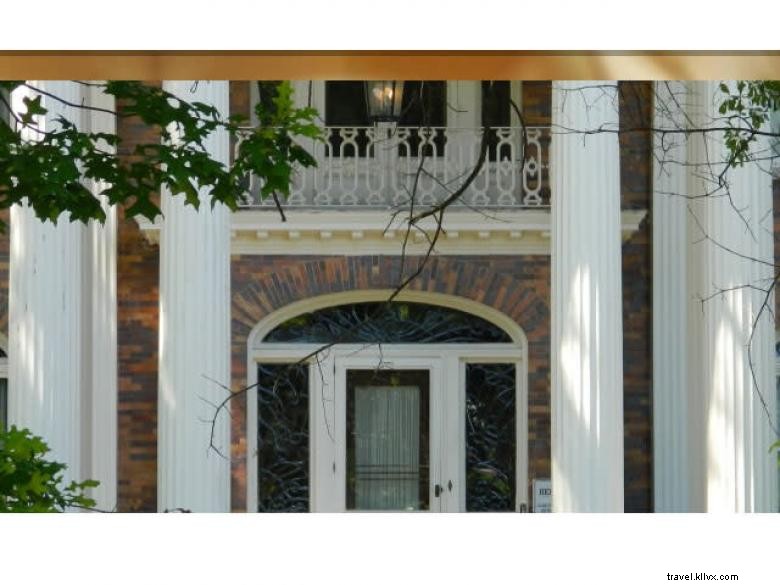 Herndon Home: A Modern Family Haven in Virginia