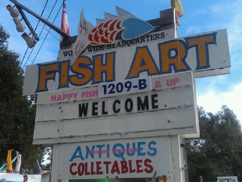 Explore Stunning Fish Art Gallery – Unique Sculptures & Antiques