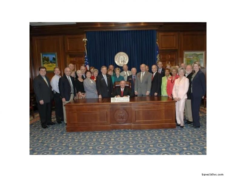 Georgia 400 Hospitality Highway: Premium Dining & Lodging Near Atlanta