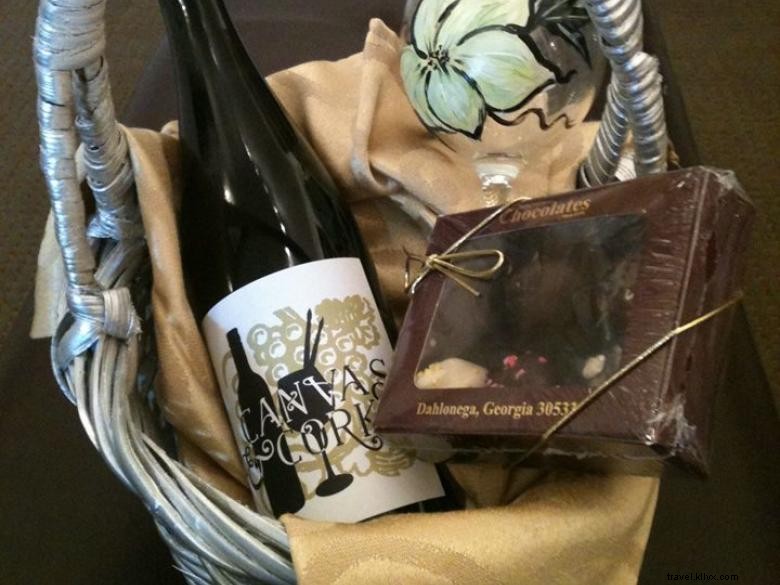 Canvas & Cork: Premium Wine Tasting & Artistic Studio Experience