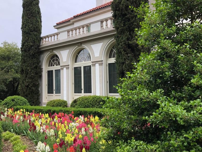 Hills & Dales Estate – A Panoramic View of Luxury Living