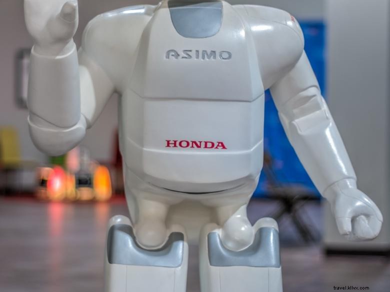 Explore the Computer Museum of America – 250,000+ Tech Artifacts & Interactive Exhibits