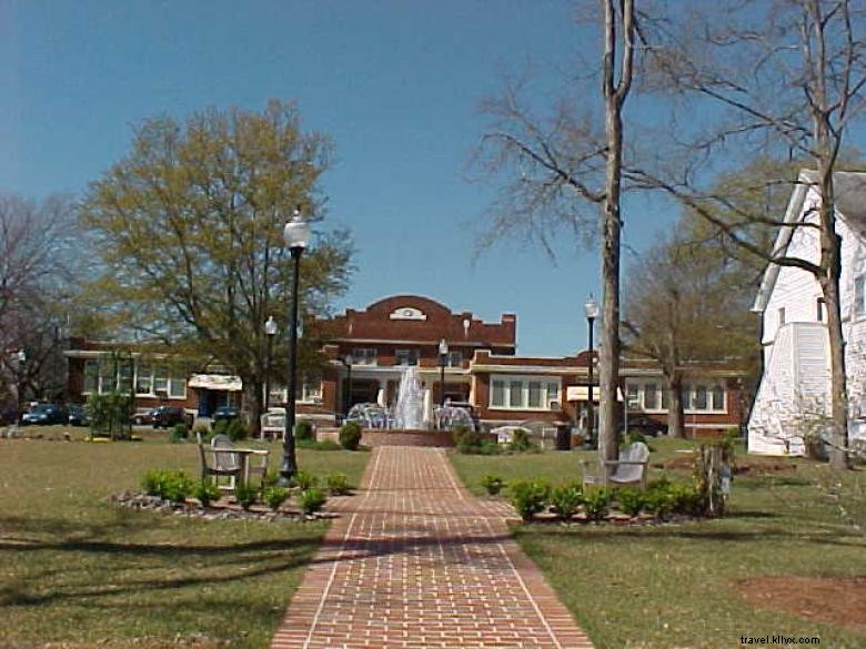 Explore The Plaza Arts Center: Eatonton s Historic Cultural Hub
