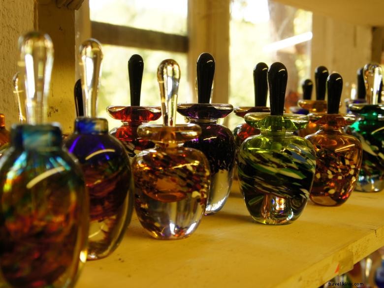 Explore Handcrafted Ceramics at Happy Valley Pottery – Quality, Tradition & Craftsmanship