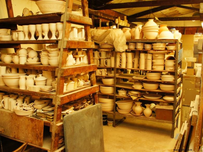 Explore Handcrafted Ceramics at Happy Valley Pottery – Quality, Tradition & Craftsmanship