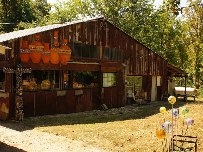 Explore Handcrafted Ceramics at Happy Valley Pottery – Quality, Tradition & Craftsmanship