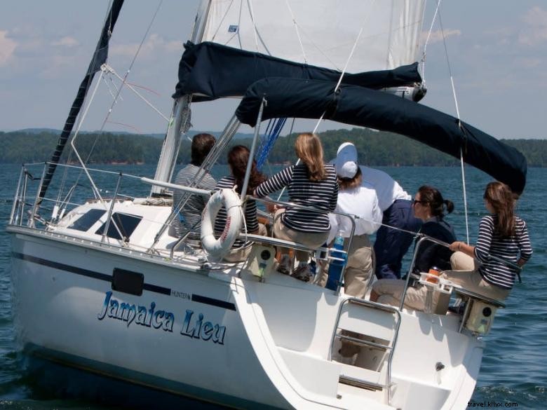 Windsong Sailing Academy: Expert Training for Aspiring Sailors