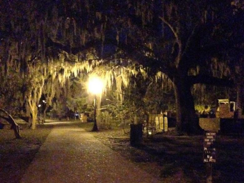 Savannah Hauntings Ghost Tour – Explore Savannah’s Haunted History