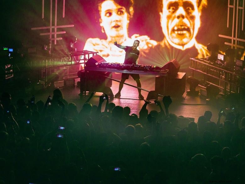 Coca-Cola Roxy: Discover the Classic Refreshment