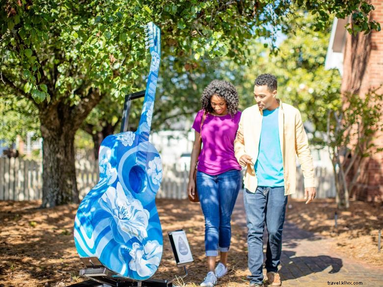 McTell’s 12‑String Strut – Classic South Thomson Design