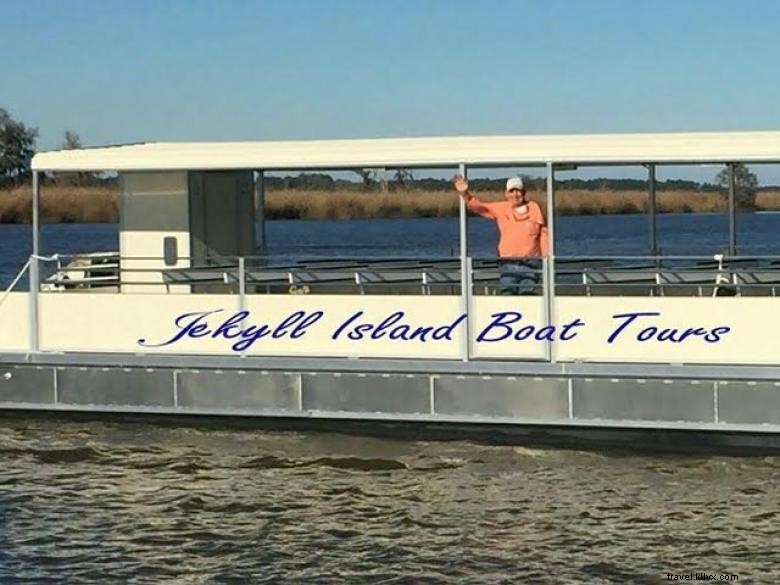 Discover Jekyll Island Dolphins – Guided Tours & Eco-Friendly Adventures