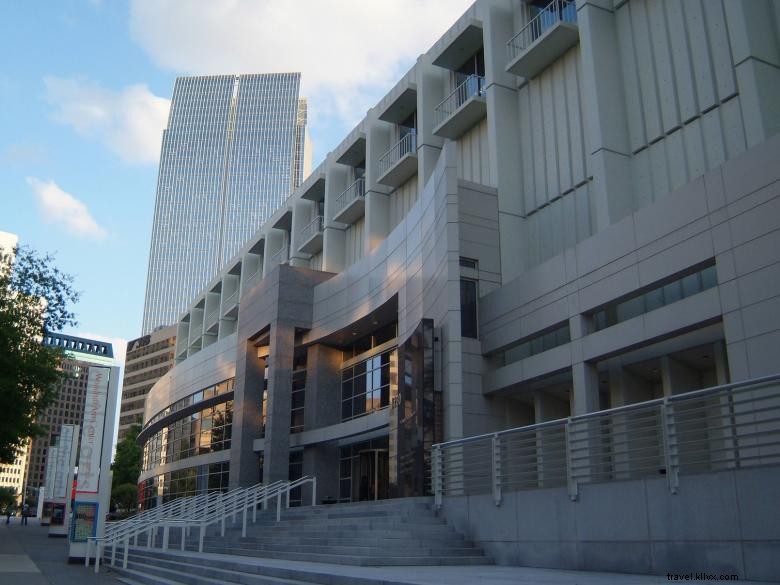 Explore the Woodruff Arts Center – Atlanta’s Premier Cultural Hub