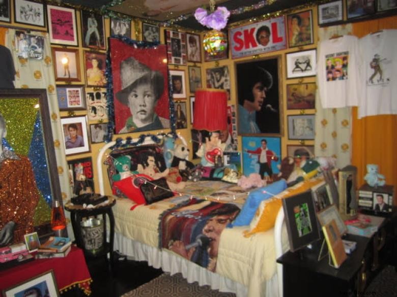 Loudermilk Boarding House: A Unique Elvis Museum Experience