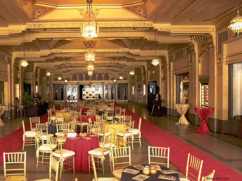 Fox Theatre: Historic Landmark & Premier Entertainment Hub