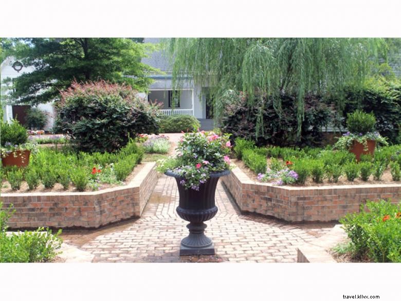 Discover Columbus Botanical Garden – A Tranquil Green Escape