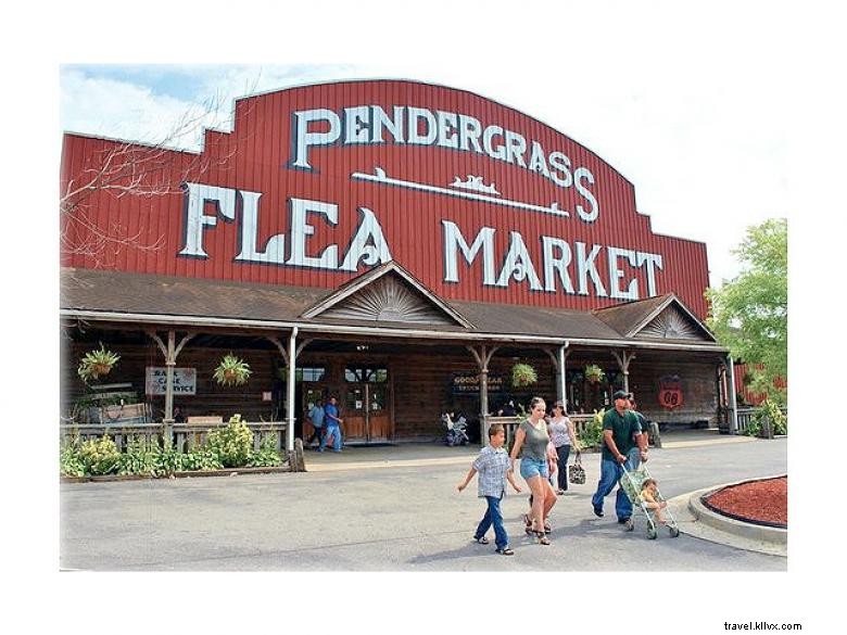Discover Pendergrass Flea Market: 500+ Booths & 250,000 sq ft of Fresh Finds