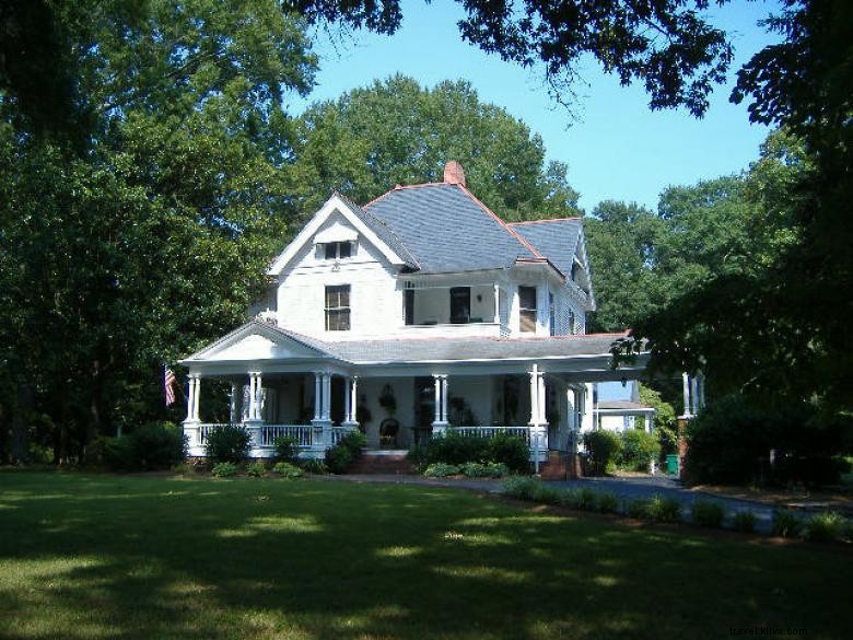 Explore Tallapoosa’s Historic Homes: Guided Driving & Walking Tour