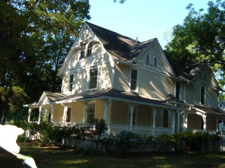 Explore Tallapoosa’s Historic Homes: Guided Driving & Walking Tour