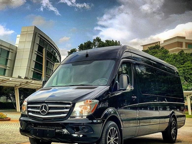 Gold Leaf Transportation: Premium Luxury & Executive Ground Services in Atlanta