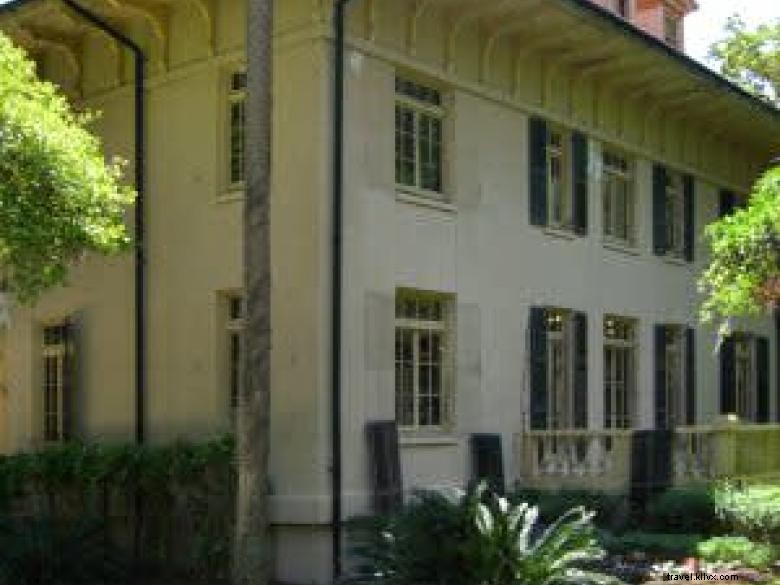 Goodyear Cottage: Charming Coastal Retreat in Jekyll Island, Georgia