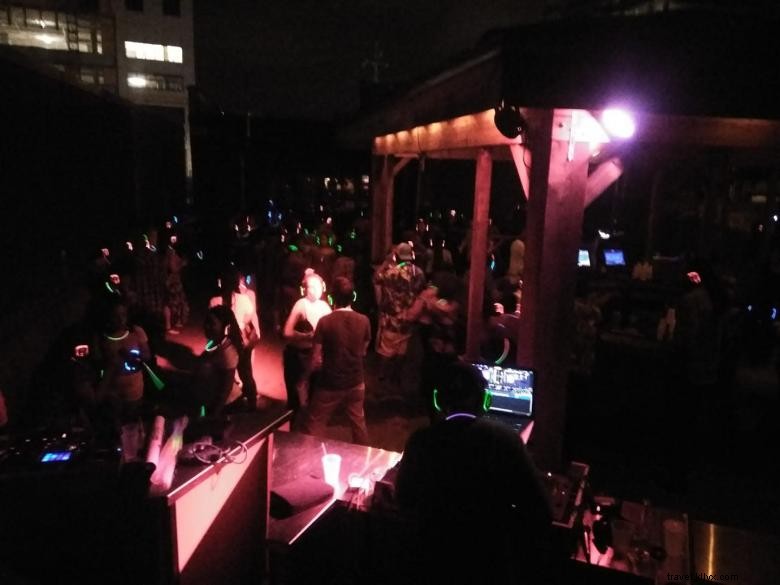 Discover the Iconic Park Bench at Battery Park