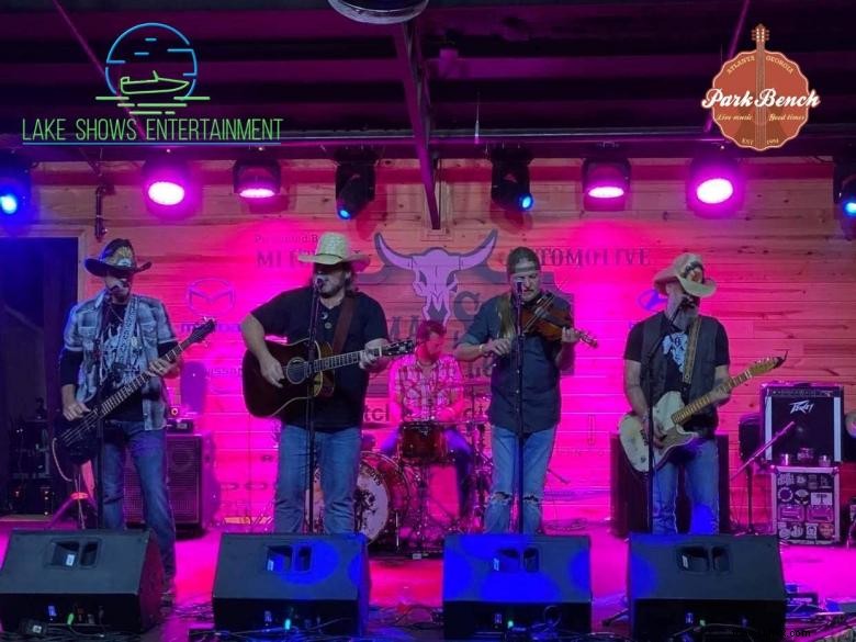 Discover the Iconic Park Bench at Battery Park