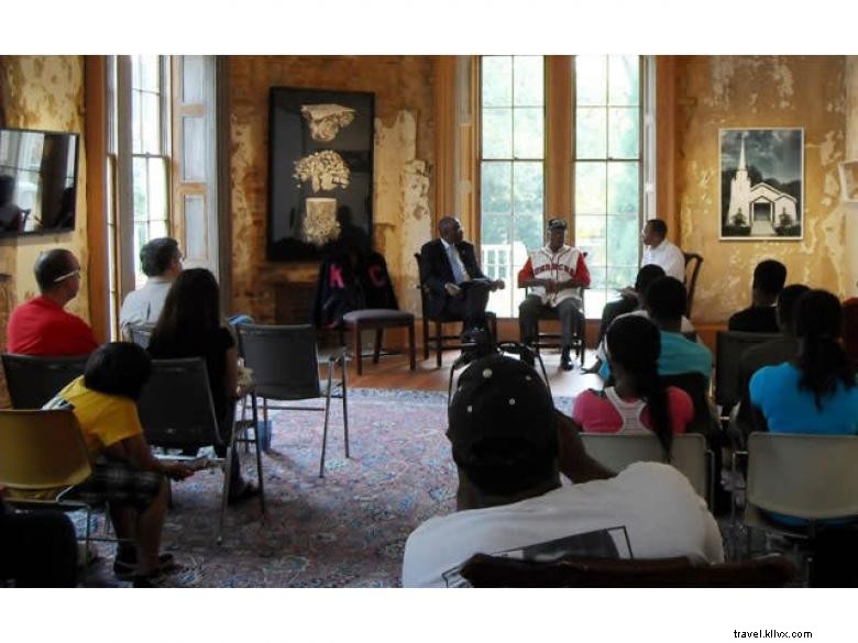 Explore Atlanta’s Heritage: Guided Walking Tours by the Preservation Center