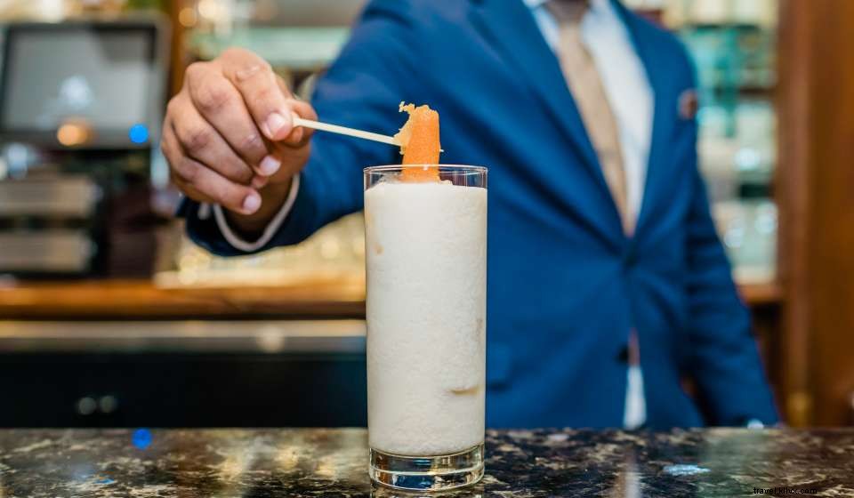 Top Hotel Bars in New Orleans: Craft Cocktails, Live Music & More