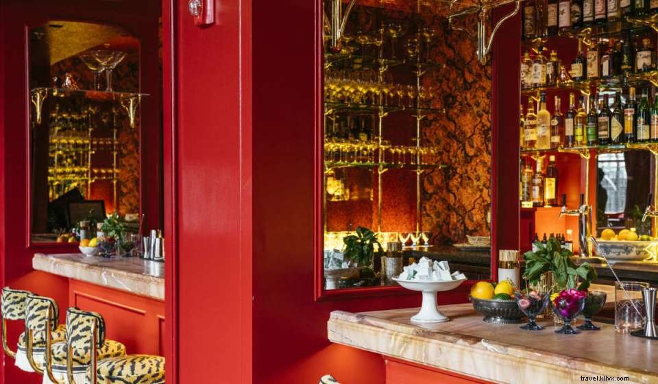 Cozy Bars in New Orleans: The Best Intimate Spots for a Winter Night