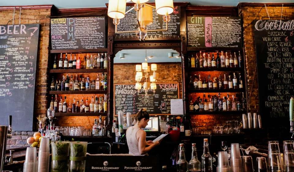 Cozy Bars in New Orleans: The Best Intimate Spots for a Winter Night
