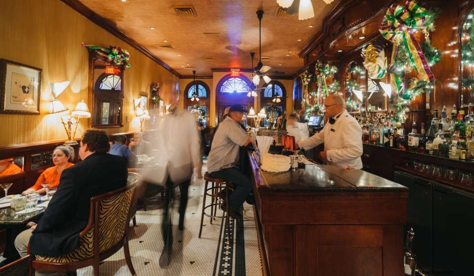 Cozy Bars in New Orleans: The Best Intimate Spots for a Winter Night