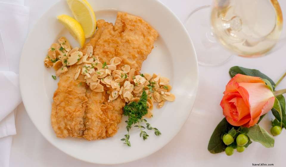 Discover New Orleans’ Legendary Restaurants: A Culinary Tour of Iconic Dining Spots