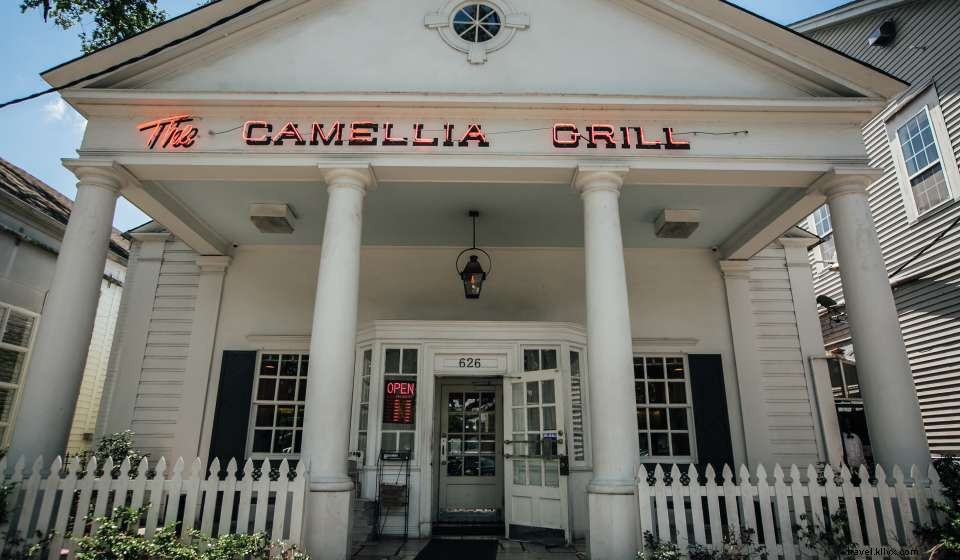 Discover New Orleans’ Legendary Restaurants: A Culinary Tour of Iconic Dining Spots