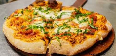 Top New Orleans Pizza Destinations: Deep-Dish, Vegan, and Seafood Options