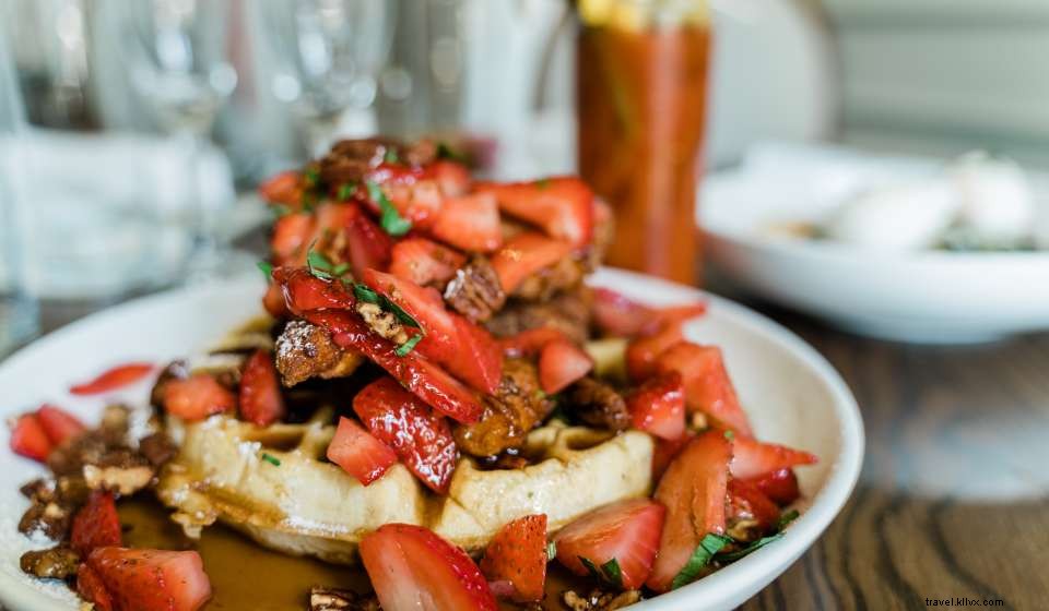 Ultimate Guide to Boozy Brunch Spots by Neighborhood in New Orleans