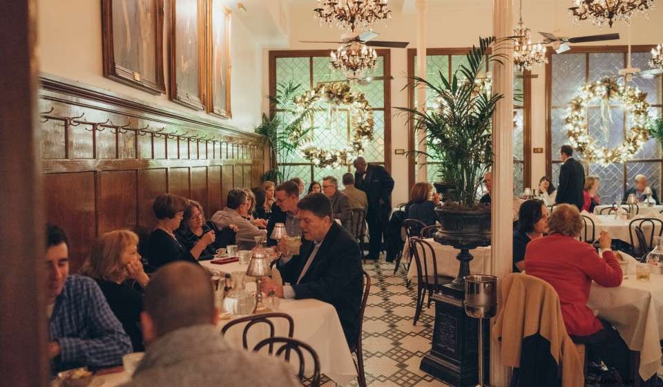 Top Group-Friendly Restaurants in New Orleans – Perfect for Large Parties