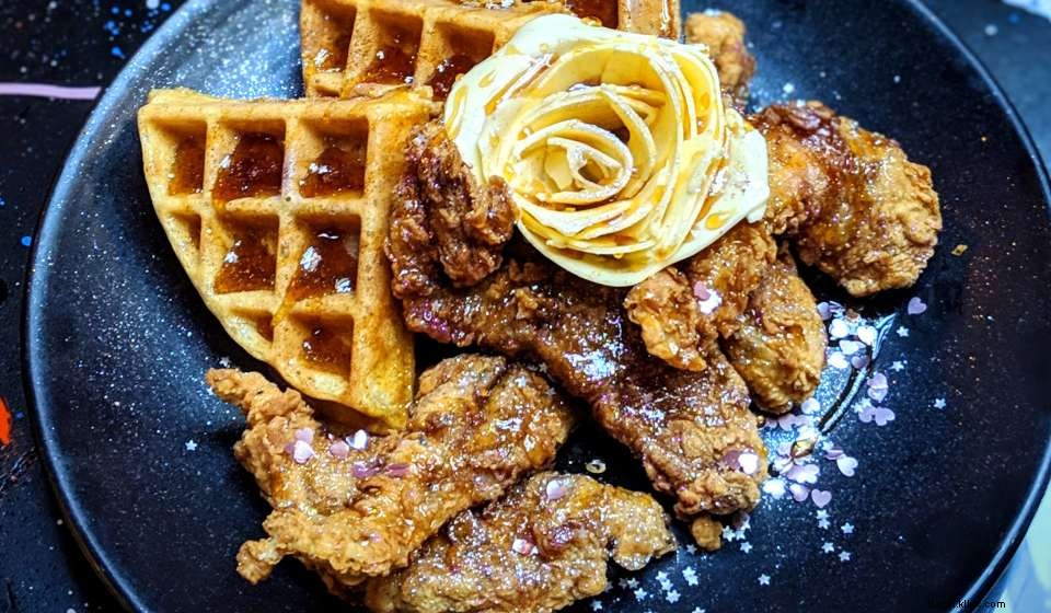 Top Restaurants Serving Mardi Gras Menus: Exclusive King Cake & Festive Dishes