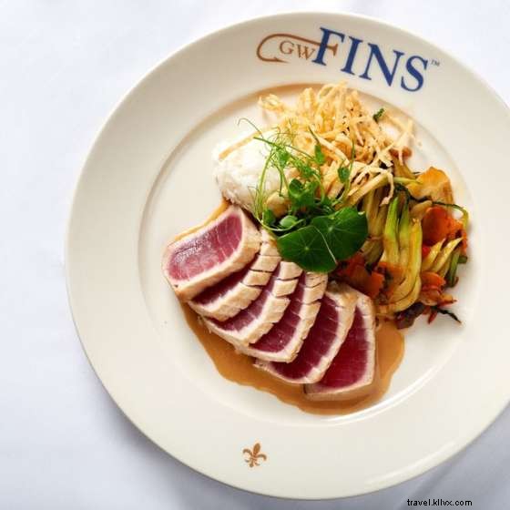 Top Restaurants Serving Mardi Gras Menus: Exclusive King Cake & Festive Dishes