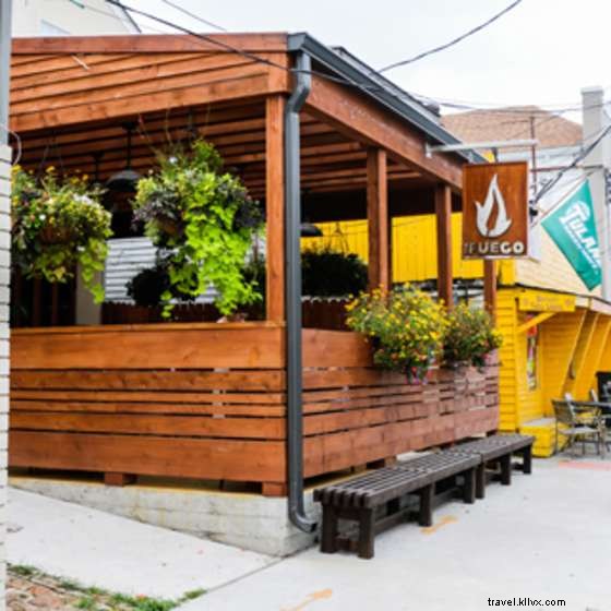 Top Restaurants Serving Mardi Gras Menus: Exclusive King Cake & Festive Dishes