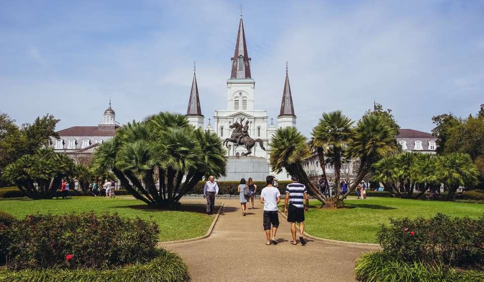 Explore the Best Picnic Spots in New Orleans: Parks, Views & Food Picks