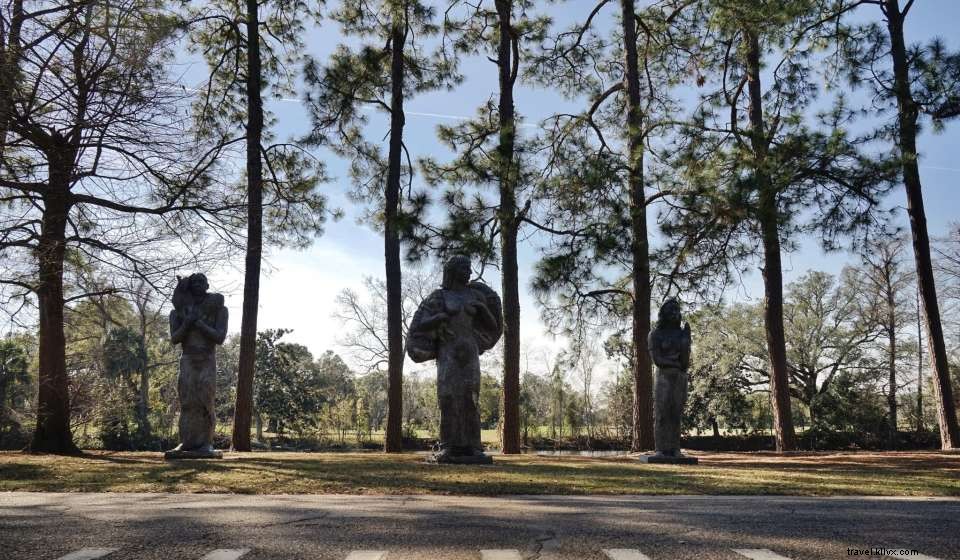 Explore New Orleans in September: Food, Festivals, and Football