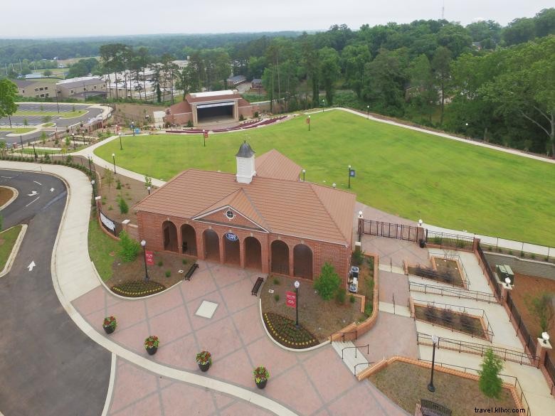 Sweetland Amphitheatre – LaGrange: Scenic Outdoor Venue