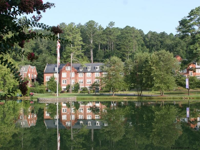 Darlington School – A Tranquil Campus by Silver Lake