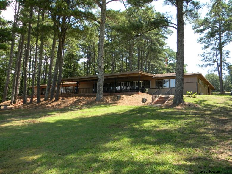 Discover George Washington Carver Park: Scenic Lakeside Retreat Near Cartersville