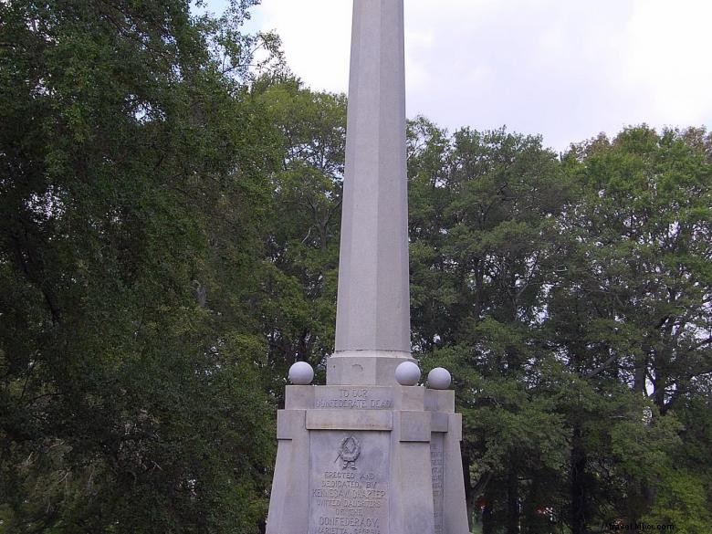 Marietta Confederate Cemetery: A Historic Memorial to Over 3,000 Soldiers