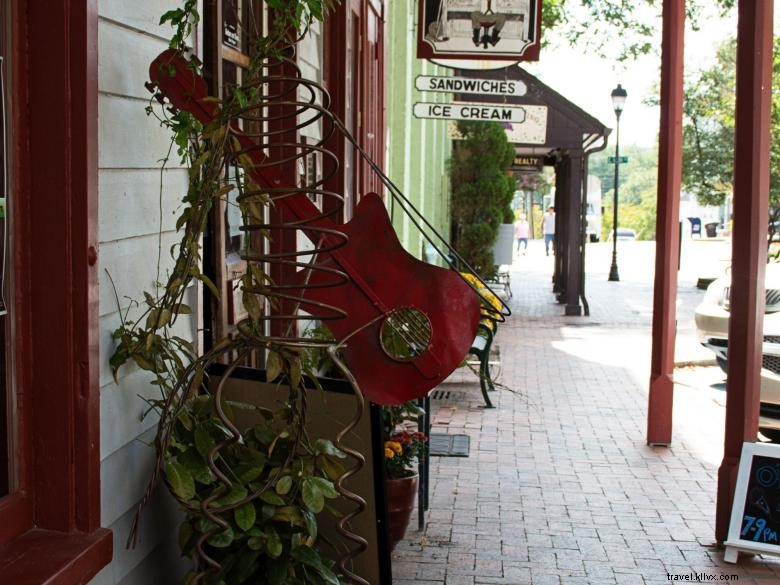 Explore Dahlonega Square s Culinary Tour: A Taste of Local Delights