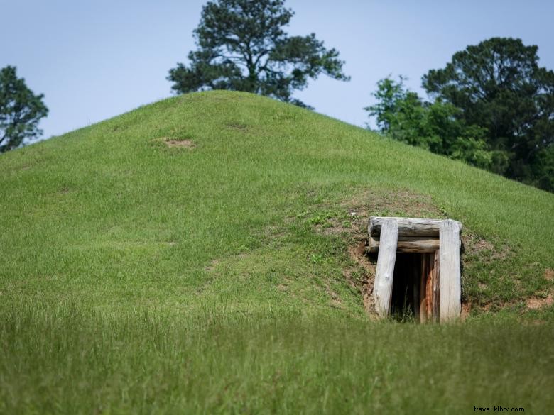 Discover Ocmulgee Mounds National Historical Park – A Historic Journey Through Ancient Earthworks